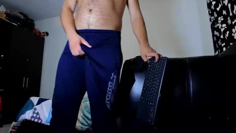 Snapshot of diiego_xxx chatting on 8, 11, 2025 diiego_xxx online show from 8, 11, 2025