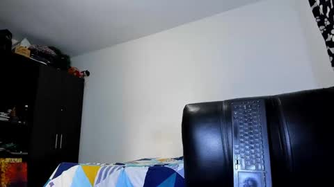 Snapshot of diiego_xxx chatting on 10, 11, 2025 diiego_xxx online show from 10, 11, 2025