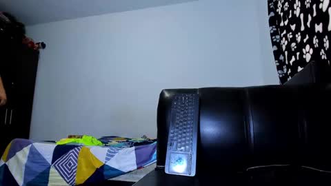 Snapshot of diiego_xxx chatting on 15, 11, 2025 diiego_xxx online show from 15, 11, 2025