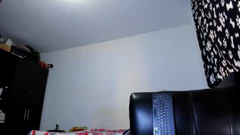 Snapshot of diiego_xxx chatting on 4, 12, 2025 diiego_xxx online show from 4, 12, 2025