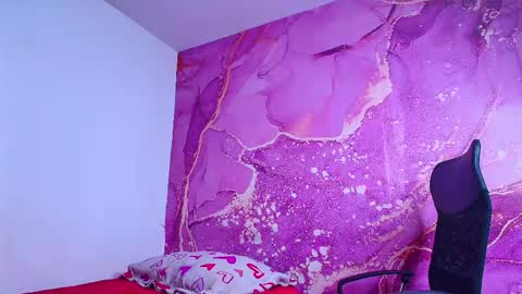 diiosa_latina online show from 19, 5, 2026