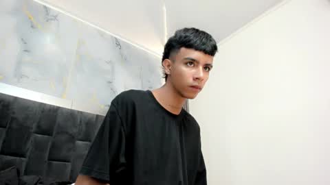 Snapshot of dikey_18 chatting on 18, 1, 2025 dikey_18 online show from 18, 1, 2025