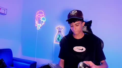 dikey_18 online show from 27, 9, 2025