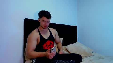 Snapshot of dilan_coy chatting on 7, 1, 2025 Dilan Coy online show from 7, 1, 2025