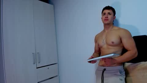 Snapshot of dilan_coy chatting on 9, 1, 2025 Dilan Coy online show from 9, 1, 2025