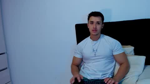 Snapshot of dilan_coy chatting on 17, 1, 2025 Dilan Coy online show from 17, 1, 2025