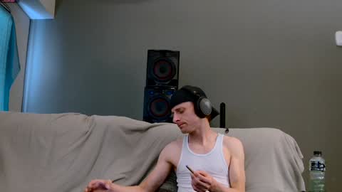 Snapshot of dilldough405 chatting on 28, 12, 2024 Dilldough405 online show from 28, 12, 2024