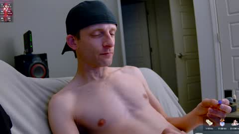 Snapshot of dilldough405 chatting on 6, 1, 2025 Dilldough405 online show from 6, 1, 2025