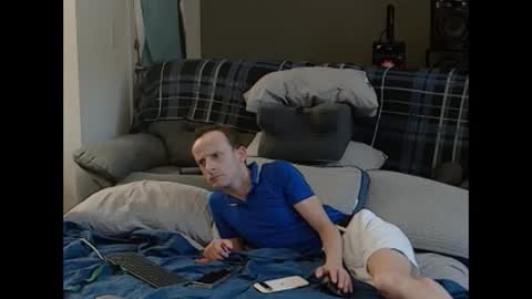 Snapshot of dilldough405 chatting on 4, 10, 2025 Dilldough405 online show from 4, 10, 2025