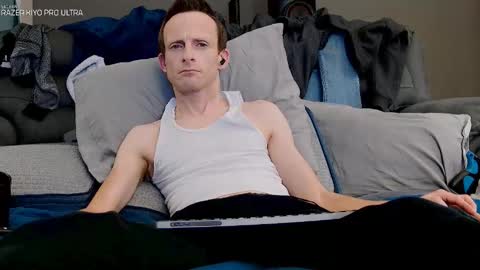 Snapshot of dilldough405 chatting on 7, 11, 2025 Dilldough405 online show from 7, 11, 2025