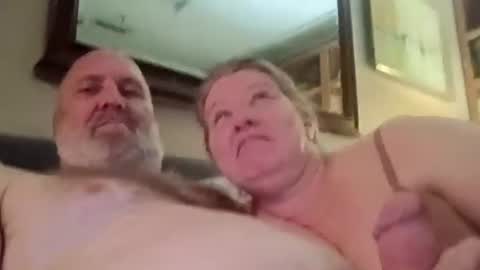 Snapshot of dilligafsex chatting on 10, 7, 2026 dilligafsex online show from 10, 7, 2026