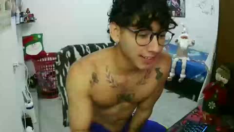 dillom420 online show from 17, 12, 2025