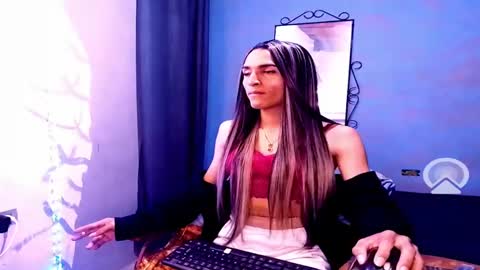 Snapshot of dimarieth chatting on 24, 2, 2025 Di Marieth online show from 24, 2, 2025