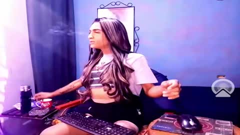 Snapshot of dimarieth chatting on 26, 2, 2025 Di Marieth online show from 26, 2, 2025