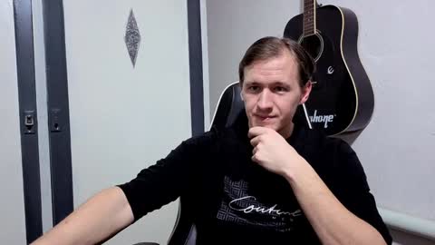 Snapshot of dimastyzzz chatting on 5, 2, 2025 Dimetriusen online show from 5, 2, 2025