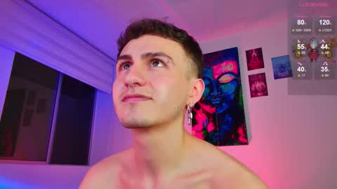 Julian Independent Model online show from 23, 12, 2025