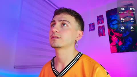 Julian Independent Model online show from 12, 5, 2026
