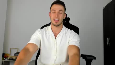 dimitricaruso online show from 5, 3, 2025