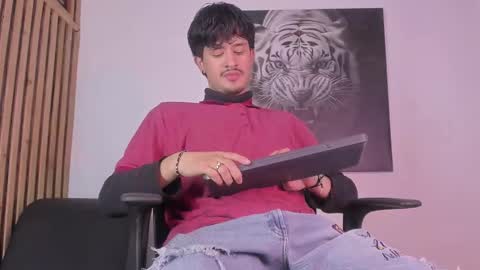 Snapshot of dimitrideluxe chatting on 10, 10, 2025 Dimitri online show from 10, 10, 2025