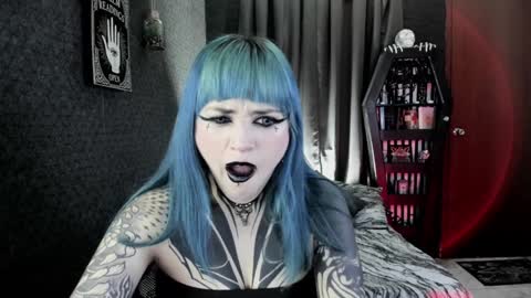 dimmuanddarkness online show from 7, 2, 2025