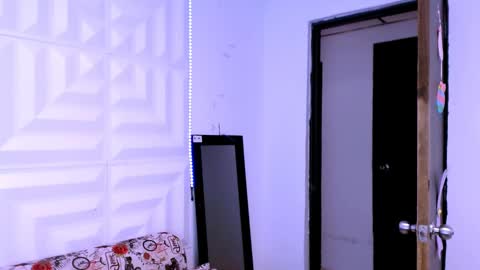 DINA online show from 12, 3, 2025