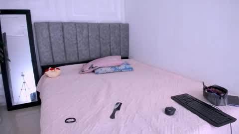 DINA online show from 16, 11, 2025