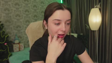 dinacandy online show from 25, 12, 2024