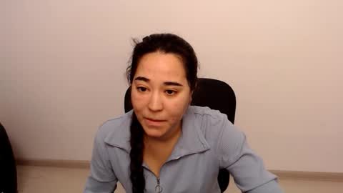 Snapshot of dinara_lov chatting on 14, 10, 2025 Dinara online show from 14, 10, 2025