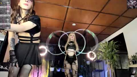 dino_rain77 online show from 18, 9, 2025