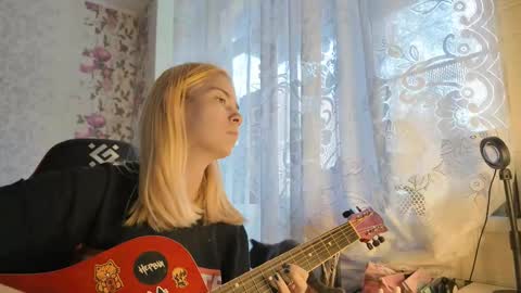 dinorahmroczkowski online show from 22, 10, 2025