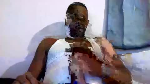 Snapshot of dion305 chatting on 25, 12, 2024 dion305 online show from 25, 12, 2024