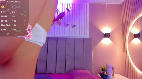 Cristal  online show from 8, 3, 2025