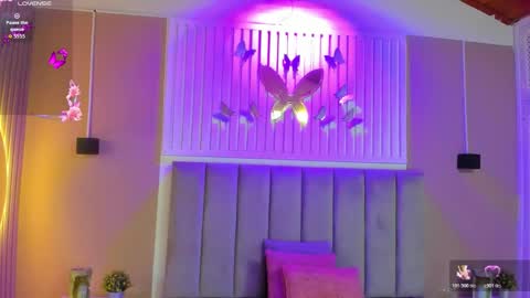 Cristal  online show from 2, 12, 2025