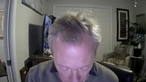 Snapshot of dirkpitt223 chatting on 11, 1, 2025 DirtkPitt Fun guy working online show from 11, 1, 2025