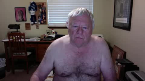 dirtrider195080438 online show from 19, 5, 2026