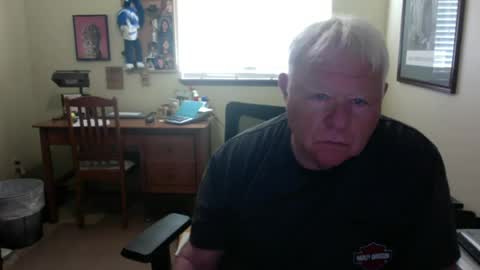 Snapshot of dirtrider195080438 chatting on 26, 6, 2026 dirtrider195080438 online show from 26, 6, 2026
