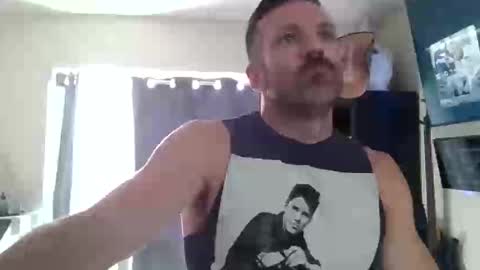 Snapshot of dirty_birdy_ chatting on 13, 4, 2026 dirty_birdy_ online show from 13, 4, 2026