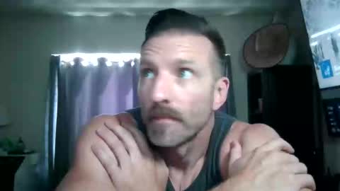 Snapshot of dirty_birdy_ chatting on 14, 4, 2026 dirty_birdy_ online show from 14, 4, 2026