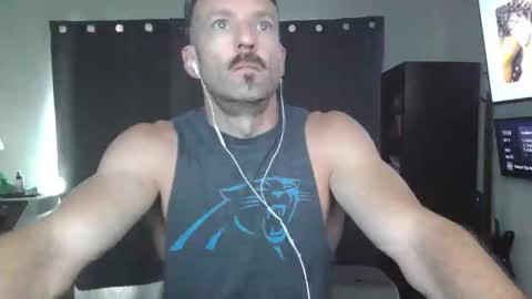 Snapshot of dirty_birdy_ chatting on 22, 4, 2026 dirty_birdy_ online show from 22, 4, 2026
