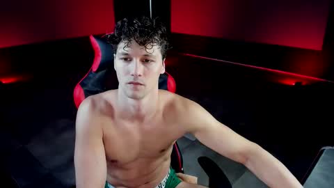 Snapshot of dirty_boss chatting on 19, 9, 2025 dirty_boss online show from 19, 9, 2025