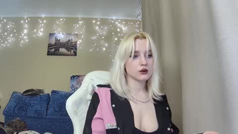 Snapshot of dirty_kiss69 chatting on 15, 3, 2026 Dirty Kiss69 online show from 15, 3, 2026