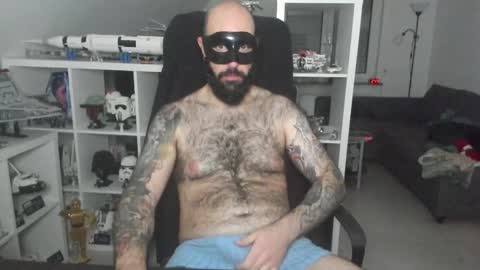 Snapshot of dirtybalws chatting on 23, 11, 2025 Robert online show from 23, 11, 2025