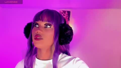 Naomy  online show from 22, 11, 2025