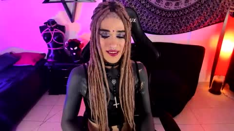 Snapshot of dirtyonix chatting on 7, 1, 2026 ONIX online show from 7, 1, 2026