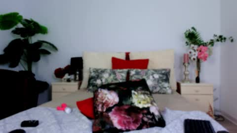 Chloe online show from 2, 10, 2025