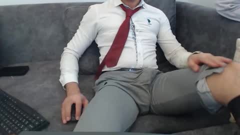 Snapshot of dirtyybooyy77 chatting on 2, 4, 2026 dirtyybooyy77 online show from 2, 4, 2026