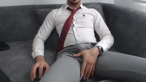 Snapshot of dirtyybooyy77 chatting on 8, 4, 2026 dirtyybooyy77 online show from 8, 4, 2026