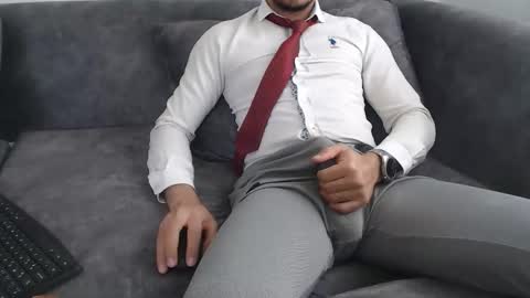 Snapshot of dirtyybooyy77 chatting on 14, 4, 2026 dirtyybooyy77 online show from 14, 4, 2026