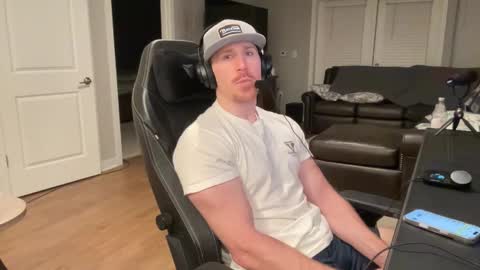 Snapshot of discgolf4life chatting on 26, 2, 2025 JustinDulgeXXX online show from 26, 2, 2025