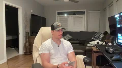 Snapshot of discgolf4life chatting on 10, 3, 2025 JustinDulgeXXX online show from 10, 3, 2025